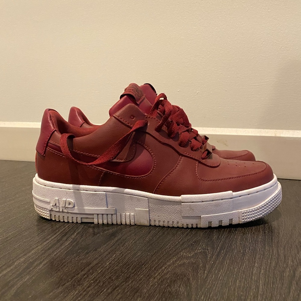 Nike Air Force 1 Pixel Team Red- size 8.5